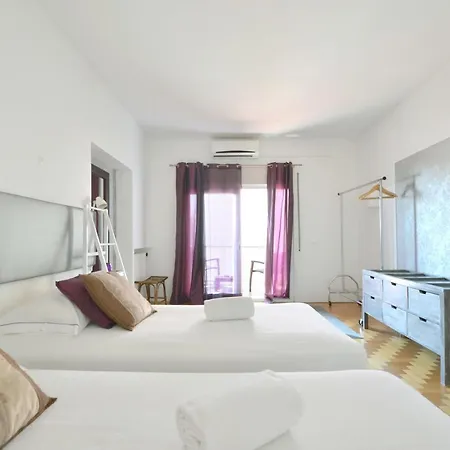 Bed & Breakfast Thehouse